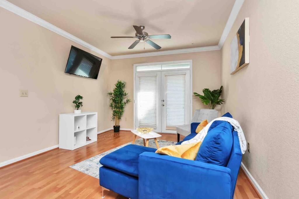 Modern Condo Near Texas Medical Center W Free Parking Houston Esterno foto